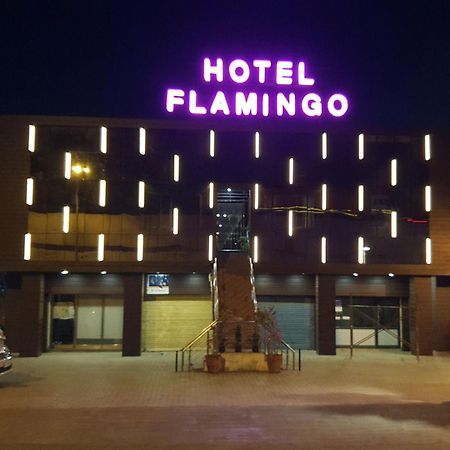 Hotel Flamingo Gāndhīdhām Esterno foto